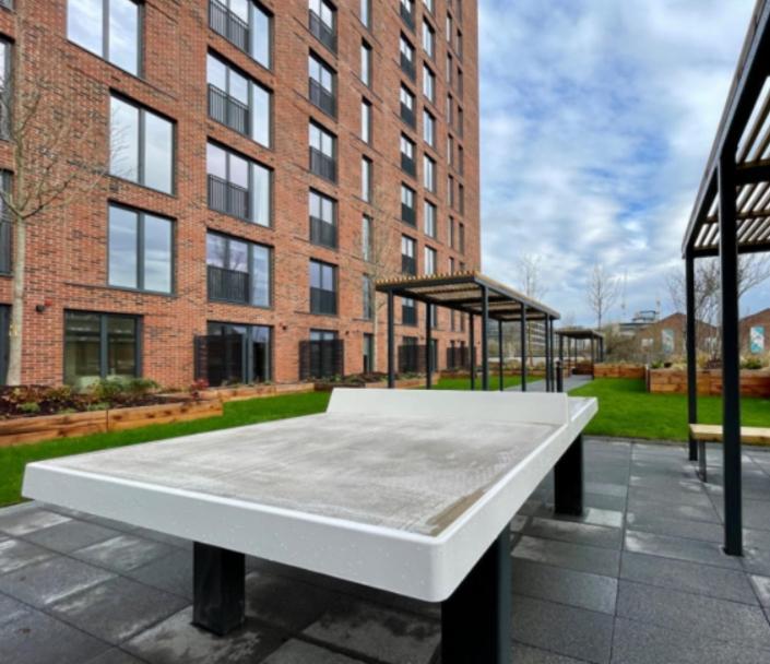 Emerald Elegance, 2bed 2bath Leeds Escape, Center & Stadium * Leeds (West Yorkshire)